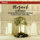 Album artwork for Mozart: Divertimenti, Strings & Wind