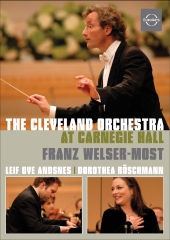Album artwork for THE CLEVELAND ORCHESTRA AT CARNEGIE HALL