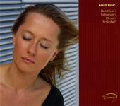 Album artwork for Anika Vavic plays Beethoven, Schumann, Chopin